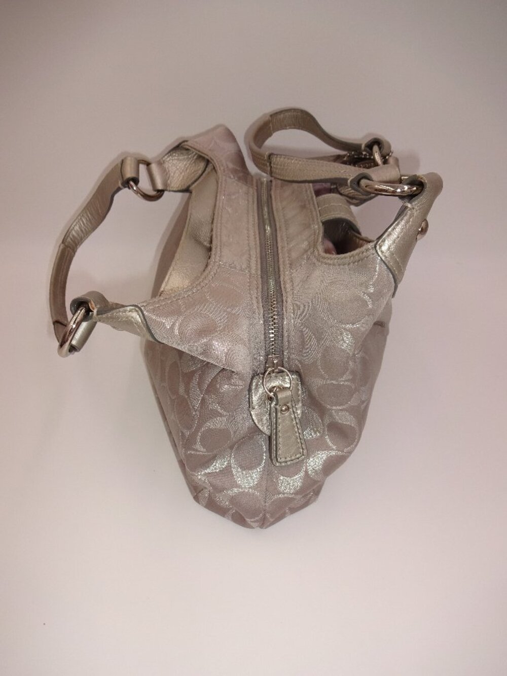 Coach Soho Metallic Silver Signature Jacquard Hobo Shoulder Bag Purse F18911 - Picture 4 of 16